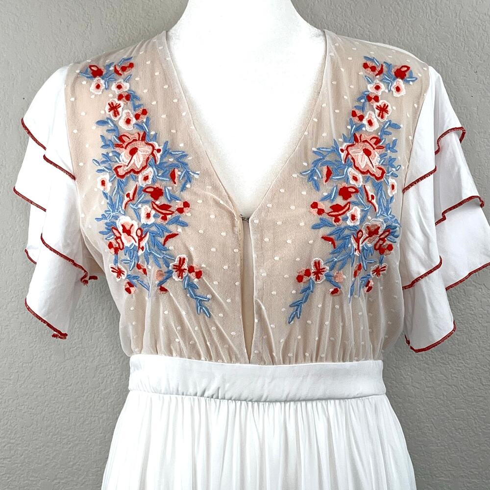 White Lace Floral Embroidered Plunge Ruffle Sleeve Boho Cottage Maxi Dress S New - Picture 7 of 16